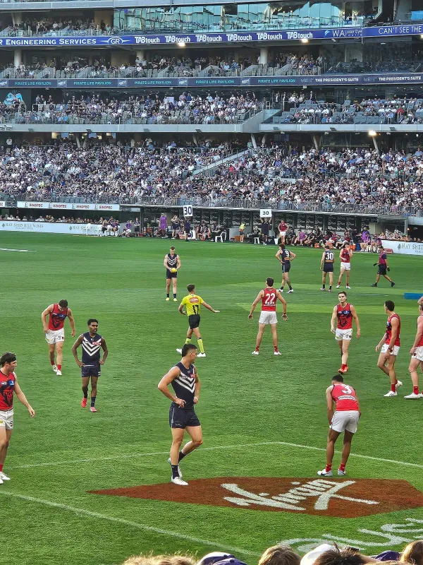 Josh Treacy lines up for goal for Fremantle against Melbourne at Optus Stadium.